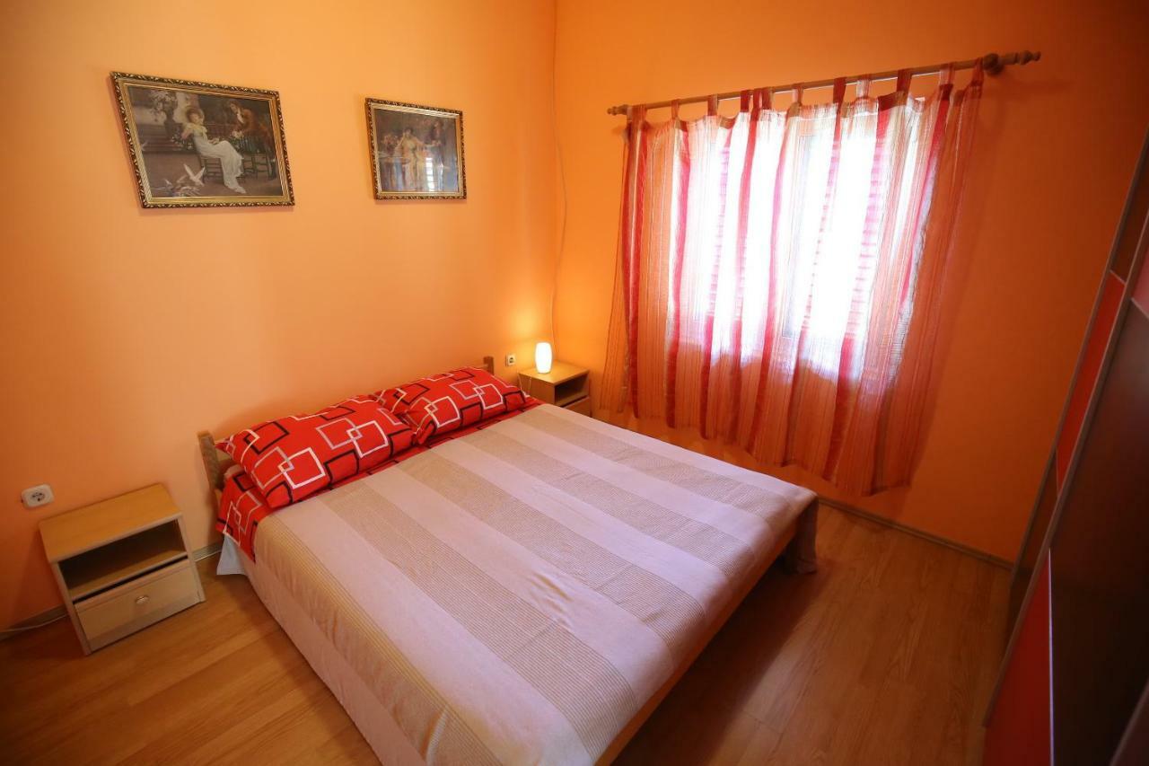 Apartment And Rooms Roko Zaglav Екстериор снимка