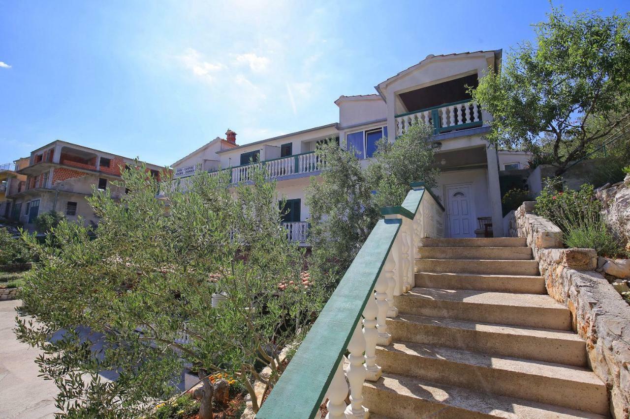 Apartment And Rooms Roko Zaglav Екстериор снимка